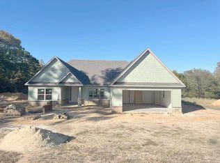 4085 Hummingbird Rd, Gilmer, TX 75645