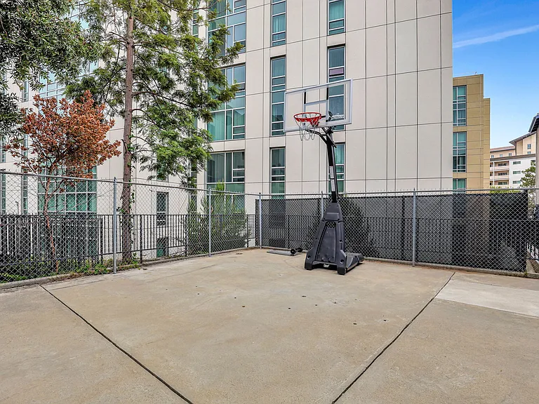 10982 Roebling Ave #313 — Photo 35