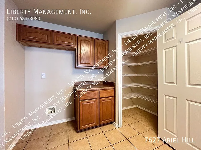 7627 Ariel Hl — Photo 24