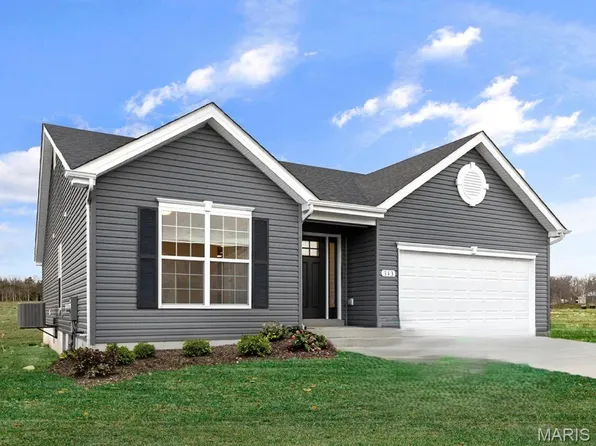 391 Butterfly Garden Ln, Wentzville, MO 63385