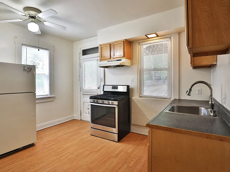 212 E Patterson Ave — Photo 17