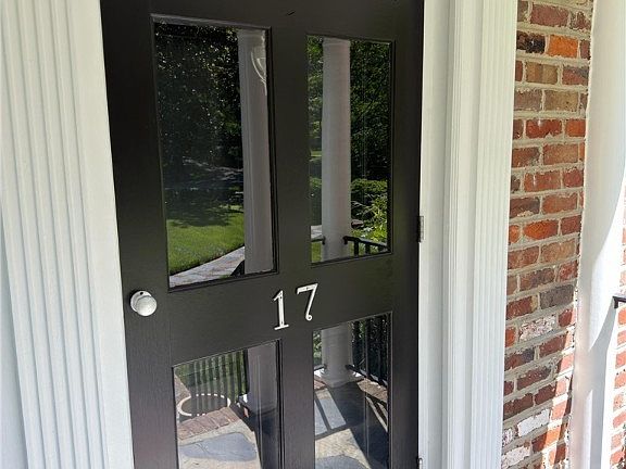 2nd image of 17 Charnwood Rd