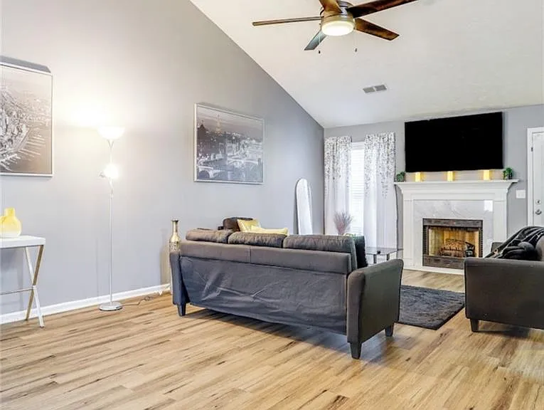 1080 Rafington Dr — Photo 16