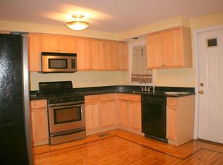 93 Evergreen St, Providence, RI 02906