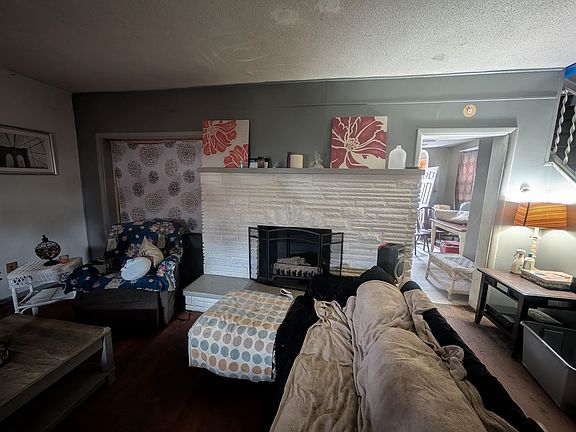 5th image of 1706 Jackson St