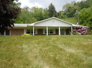 2464 Meadow Fork Rd, Laurel Springs, NC 28644