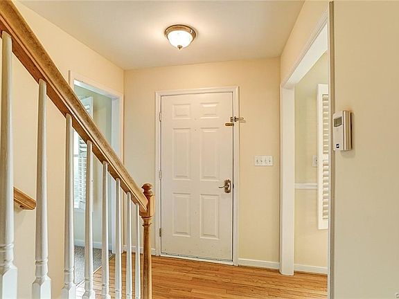 3rd image of 11821 Park Forest Way