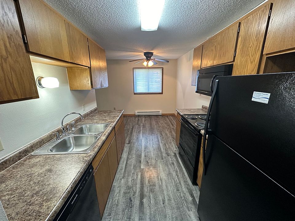 1st image of 2863 20th Ave S #2865