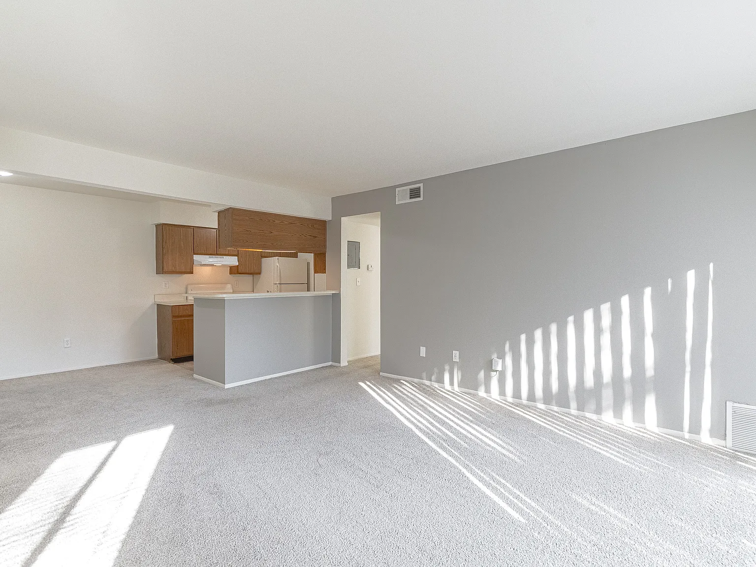 Windemere Apartments — Photo 3