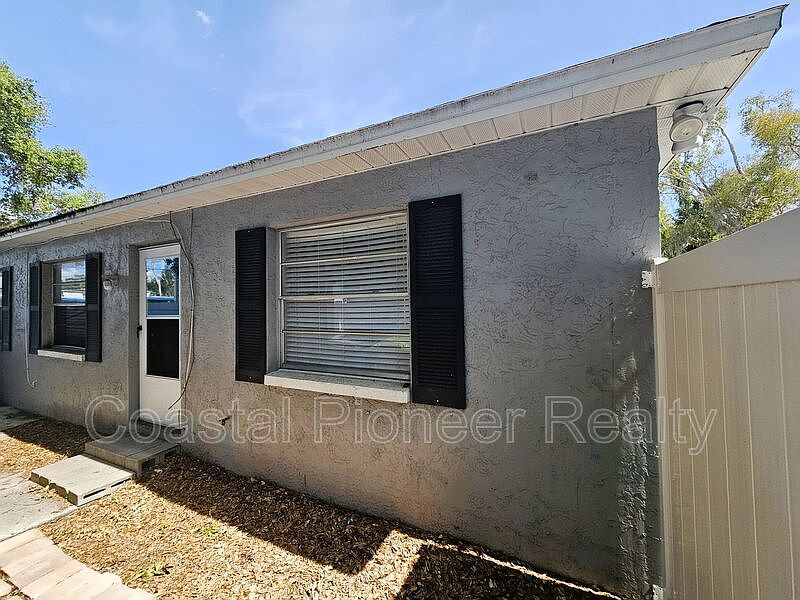 1st image of 6405 S Roberts Ave APT B