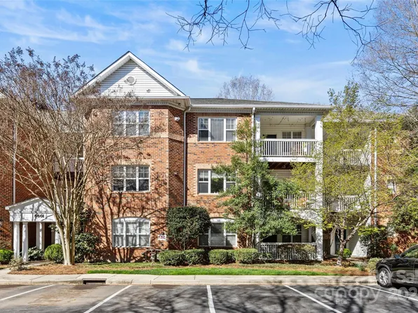 5601 Fairview Rd APT 24, Charlotte, NC 28209