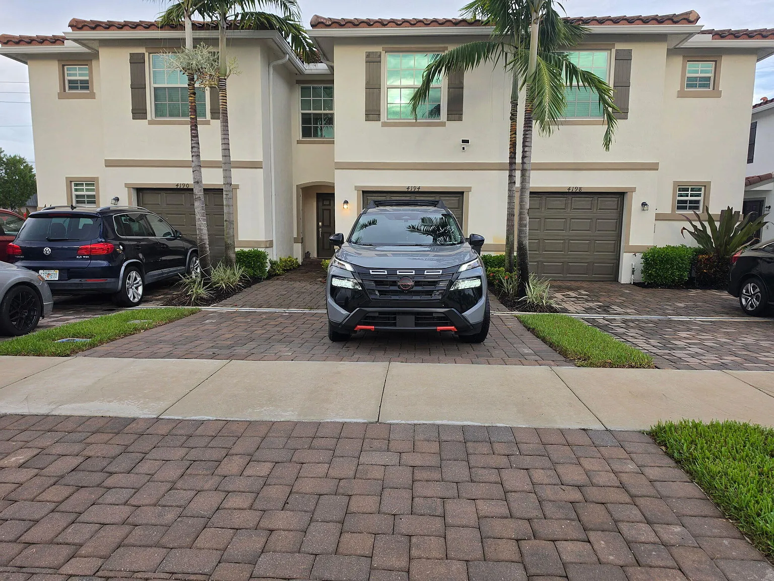 3 bed, 2.5 bath, 1568 sqft, $3,250 — Photo 2