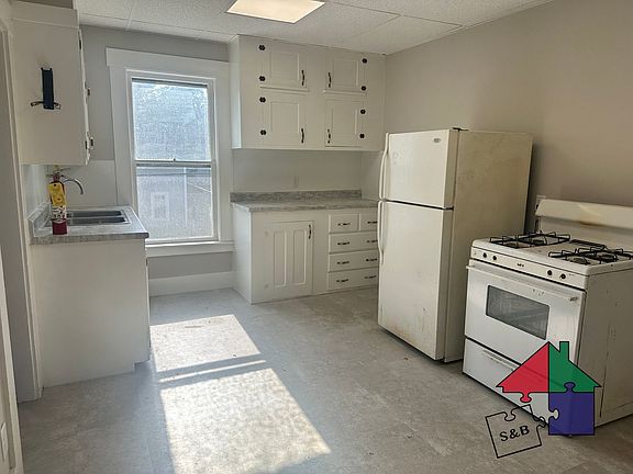 5th image of 63 Hill St #2