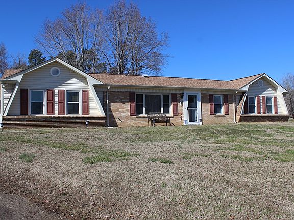 2nd image of 230 Windflower Pl