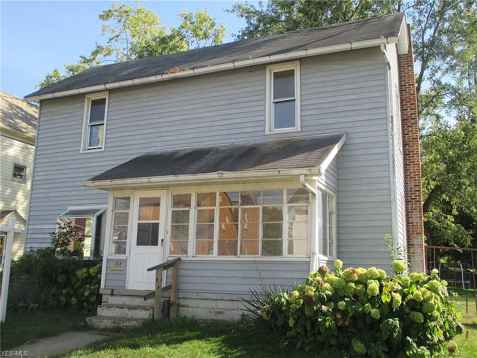 1st image of 185 E 6th St