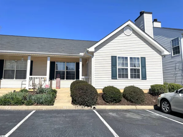 120 Brushy Hollow Ln, Greer, SC 29650