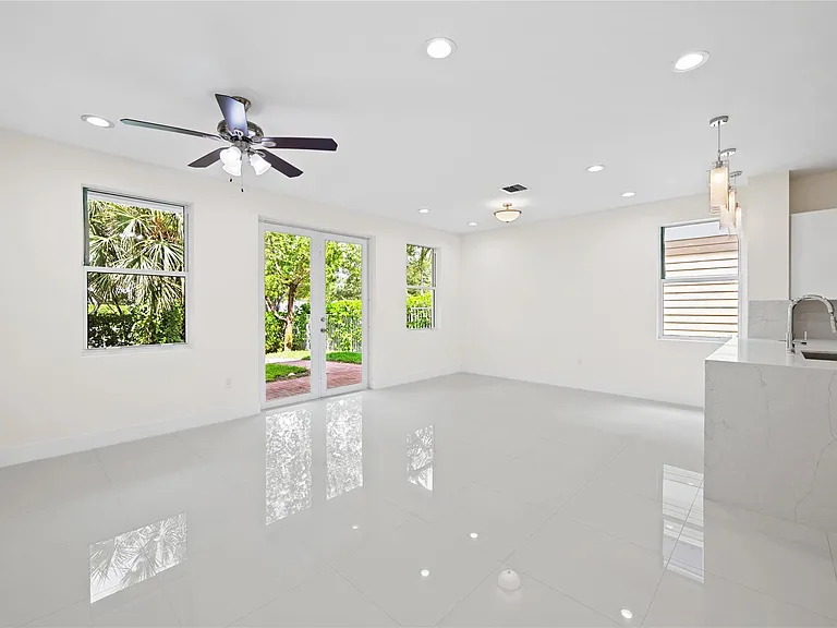 1430 SW 4th Ave #1430 — Photo 21