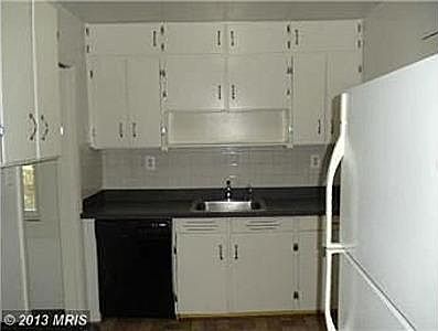 4th image of 7726 Lisle Ave