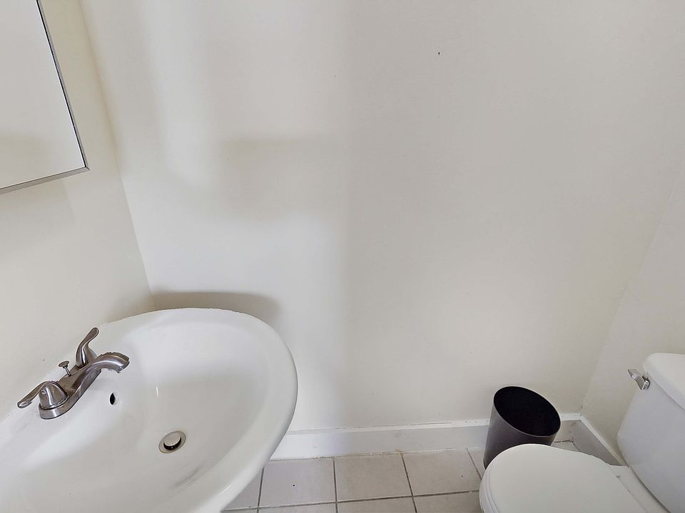 1st image of 59 Armandine St #5