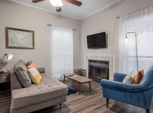 802 S 1st St #ID1054235P, Austin, TX 78704