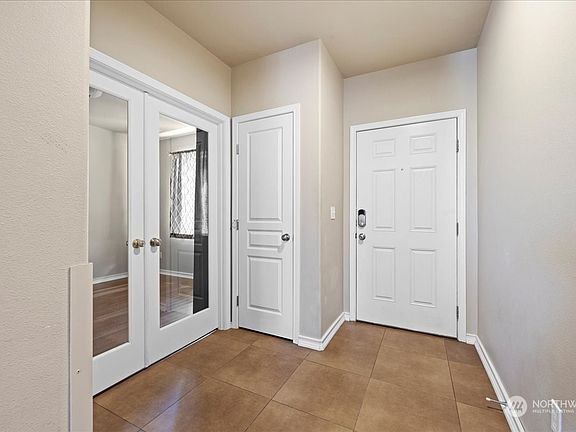 2nd image of 1320 E Polk Court