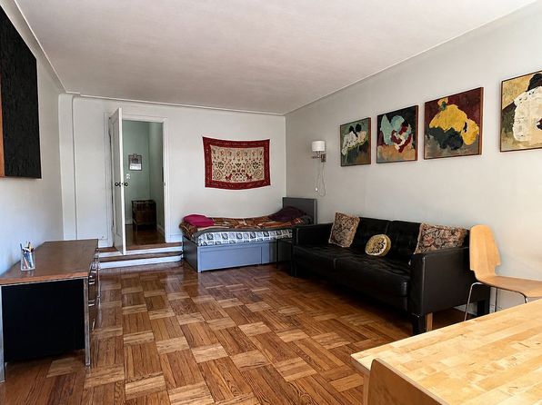 7215 37th Ave APT 1F