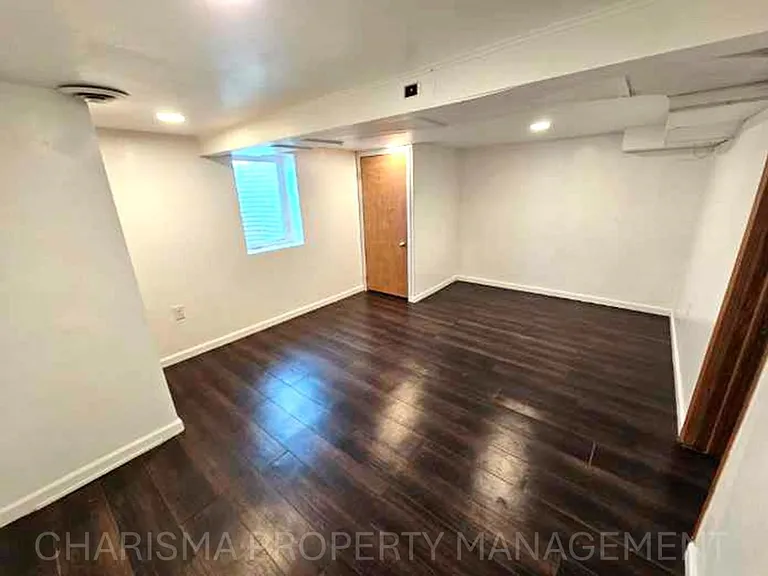 805 4th St — Photo 32