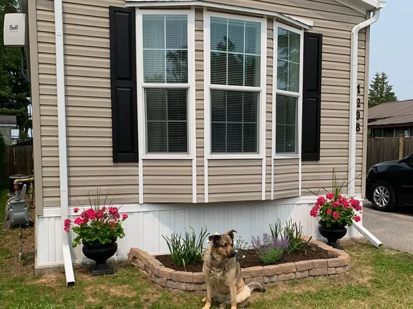 1298 Hilltop Rd, Severn, ON L3V 0V1