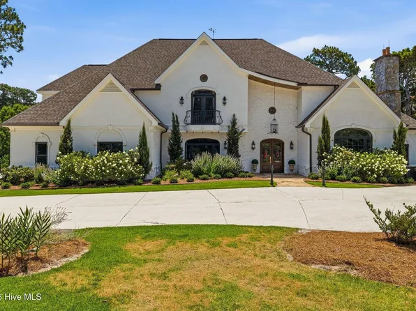 765 Yadkin Road, Southern Pines, NC 28387