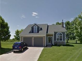 5780 Apache Dr, Shawnee, KS 66226
