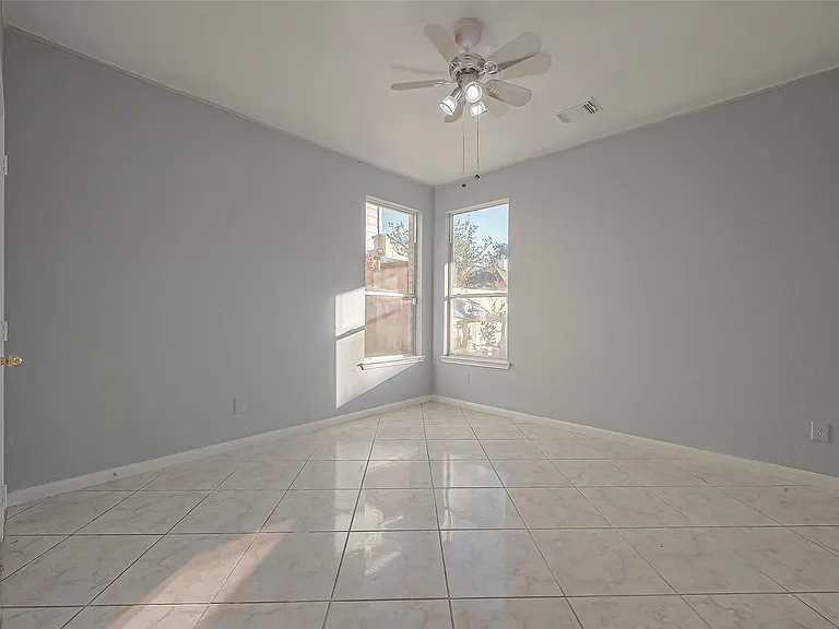 9407 Demsey Mill Dr — Photo 21
