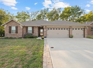 1329 S Mulberry Ave, Springfield, MO 65802