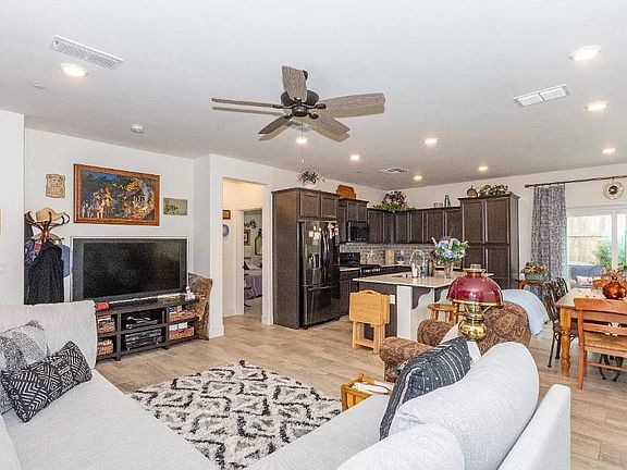 3rd image of 9605 Cobble Creek Dr