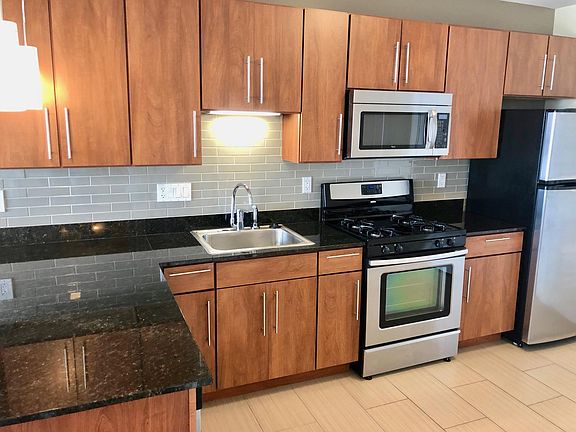 3rd image of 325 W Huron St #1803