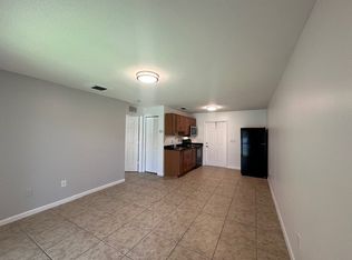 1041 NE 10th Ave, Fort Lauderdale, FL 33304