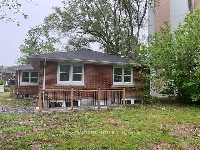 2 bed, $1,750 — Photo 3