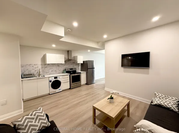 2954 Elgin Mills Rd E, Markham, ON L6C 1K9