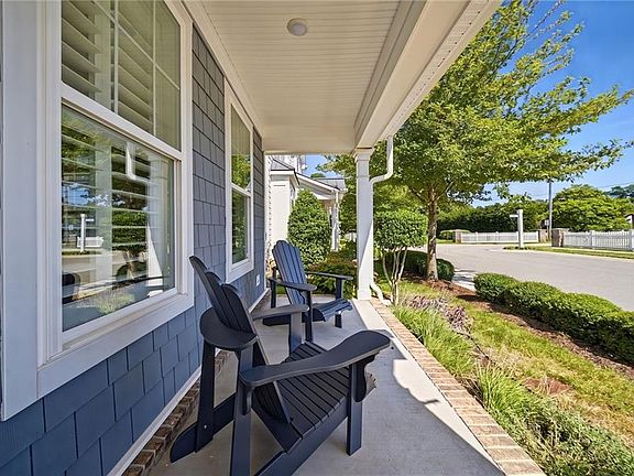 2nd image of 4409 Taylor Pl