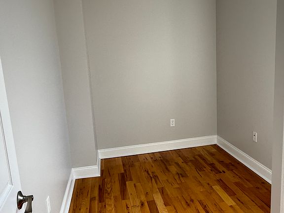 3rd image of 219 Nepperhan Ave APT 2S