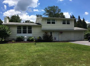 116 Elmcrest Cir, Liverpool, NY 13090