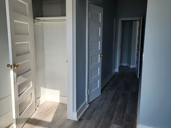5th image of 165 Oliver Ave Floor 3