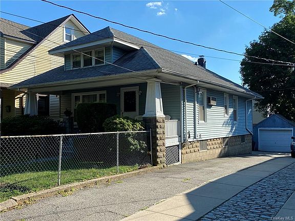 2nd image of 423 Minnieford Ave