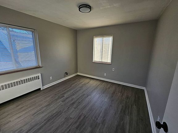 2nd image of 254 Ohio Ave APT 3