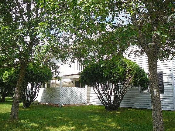 5th image of 240 9th St S #S