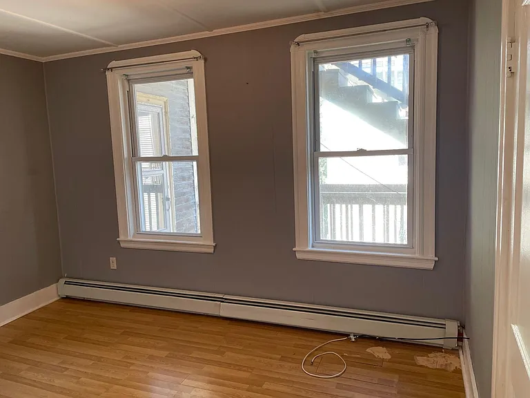 270 Washington St #2R — Photo 7