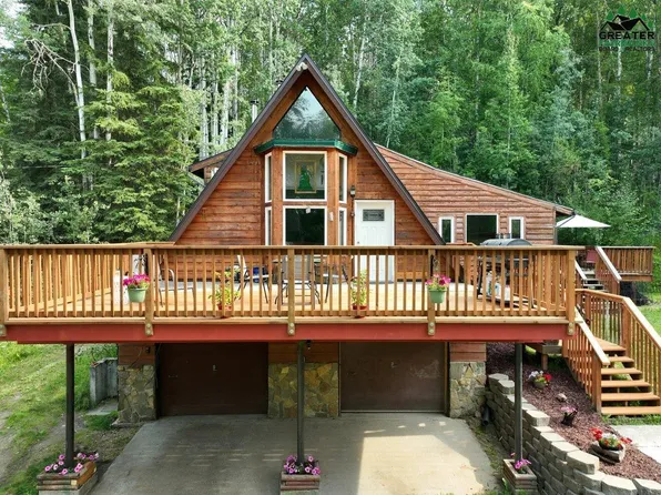 1050 Eastwood Ln, Fairbanks, AK 99712