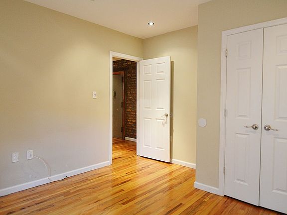 4th image of 118 Quincy St APT C5