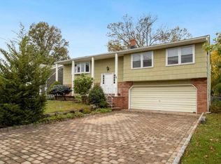 15 Jefferson Blvd, Edison, NJ 08817