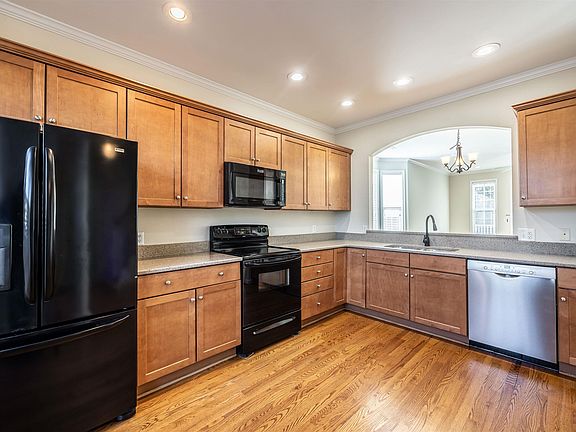4th image of 1741 Albemarle Pippin Ct