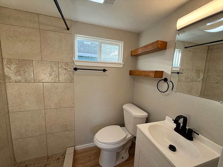 621 S Cannon St — Photo 10